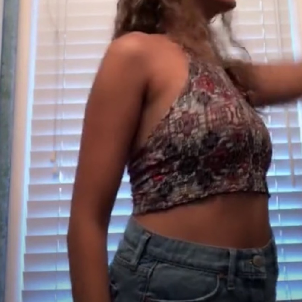 BOGO‼️Size M Rue21 Knit Halter Top - Picture 9 of 9